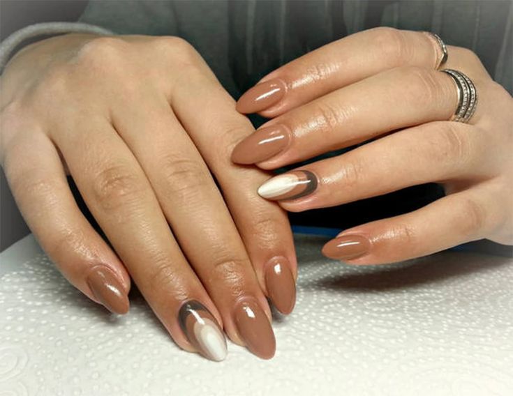 How to Get the Perfect Light Brown Nails Color: Backstageviral.com